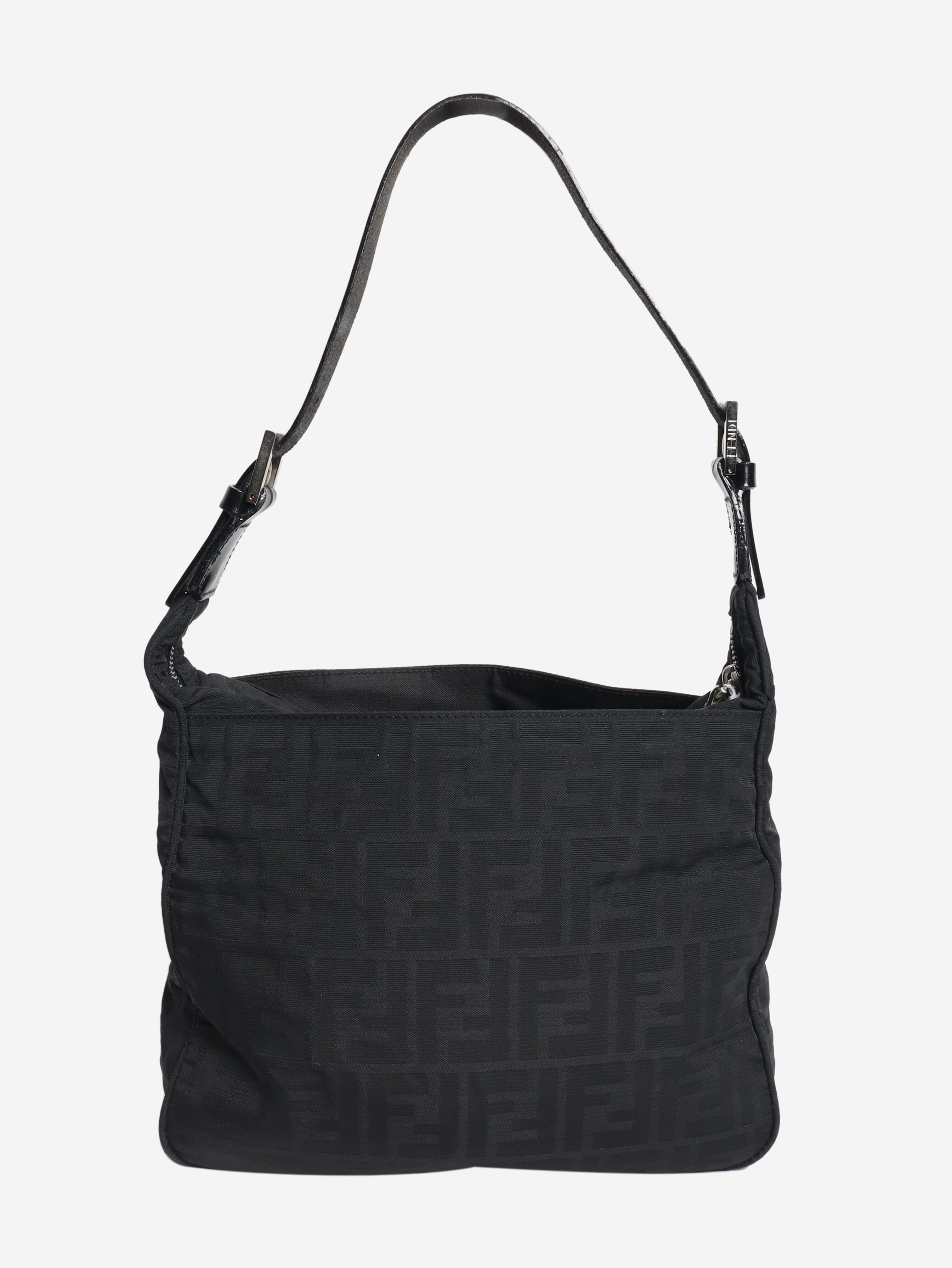 Fendi Shoulder bags - size Shoulder bags Fendi 