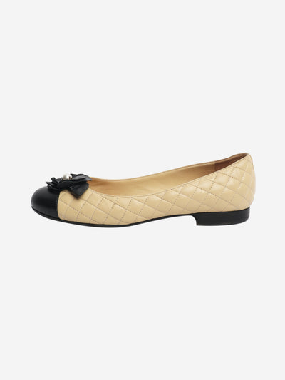 Beige leather quilted ballet flats - size EU 39 Flat Shoes Chanel 