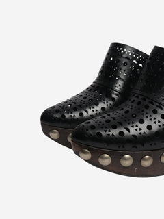 Black laser-cut leather clogs - size EU 38 Heels Alaia 