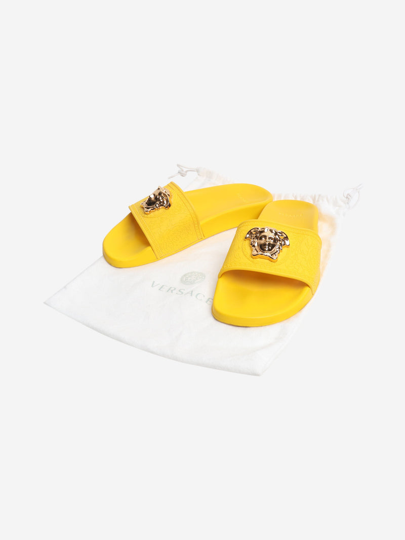 Yellow Medusa pool slides - size EU 38 Flat Sandals Versace 