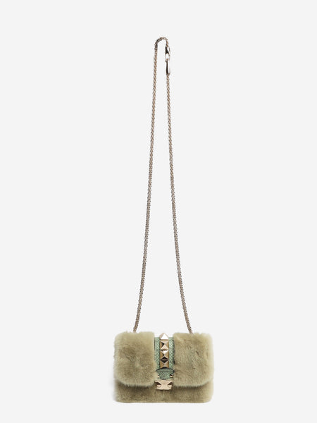 Green faux-fur crossbody bag alternate image