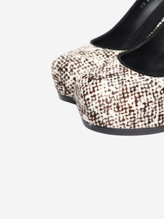 Brown pony hair platform heels - size EU 38 (UK 5)