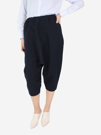 Navy elasticated waistband barrel leg trousers - size S Shorts Comme Des Garçons 