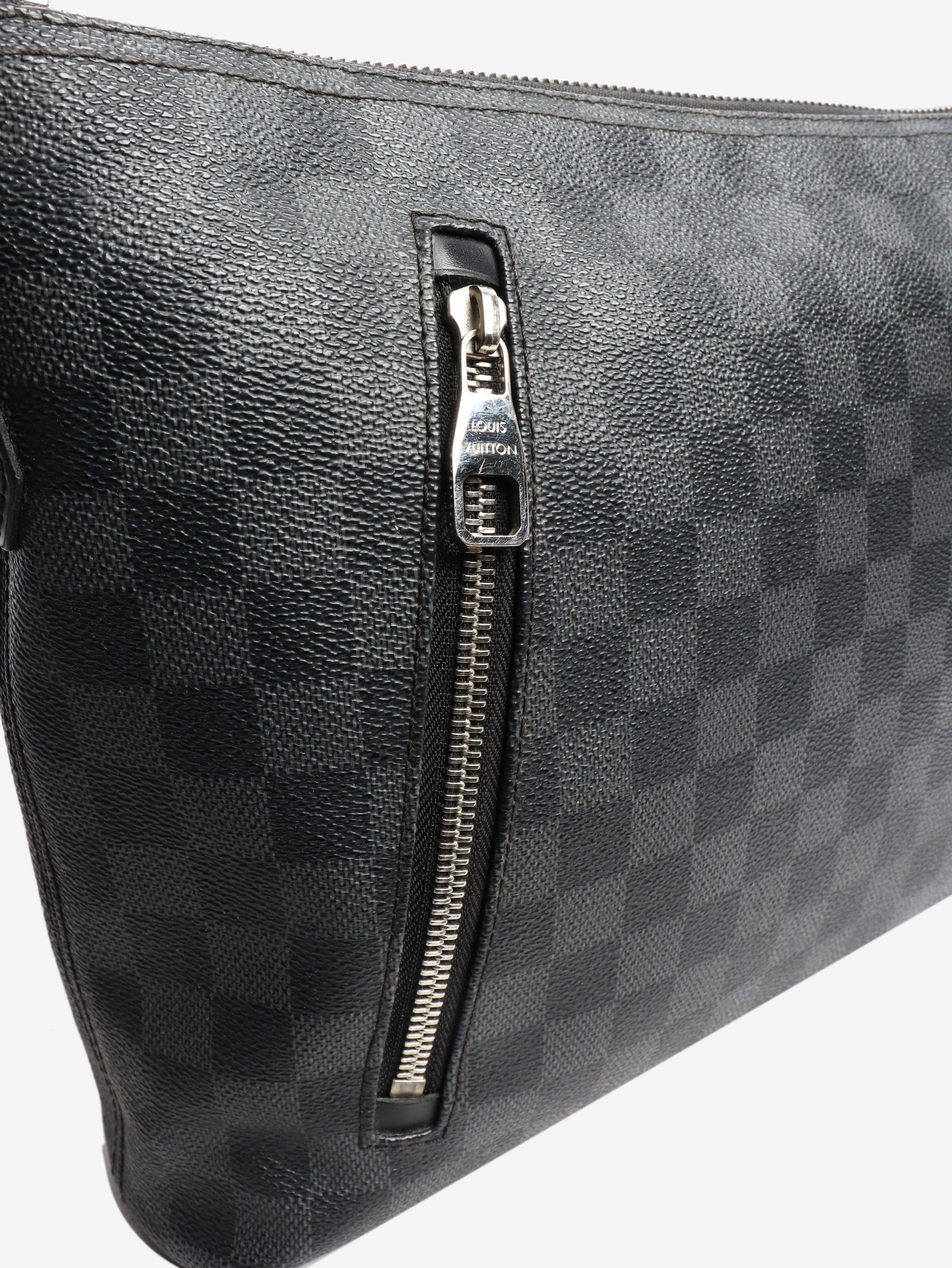 Black 2012 Damier Graphite shoulder bag | Sign of the Times