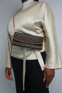 Louis Vuitton Brown monogram Pochette Twin shoulder bag