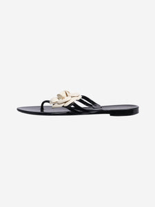 Chanel Black rubber camellia flat sandals - EU 39