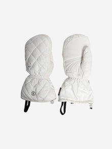White quilted ski mittens Gloves Bogner 