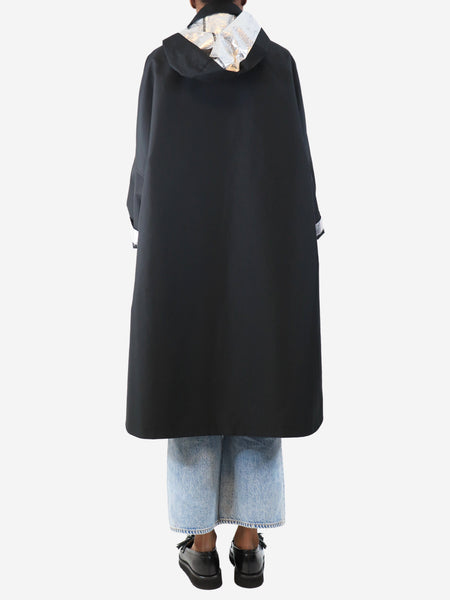 Black short-sleeved raincoat - size UK 6 alternate image