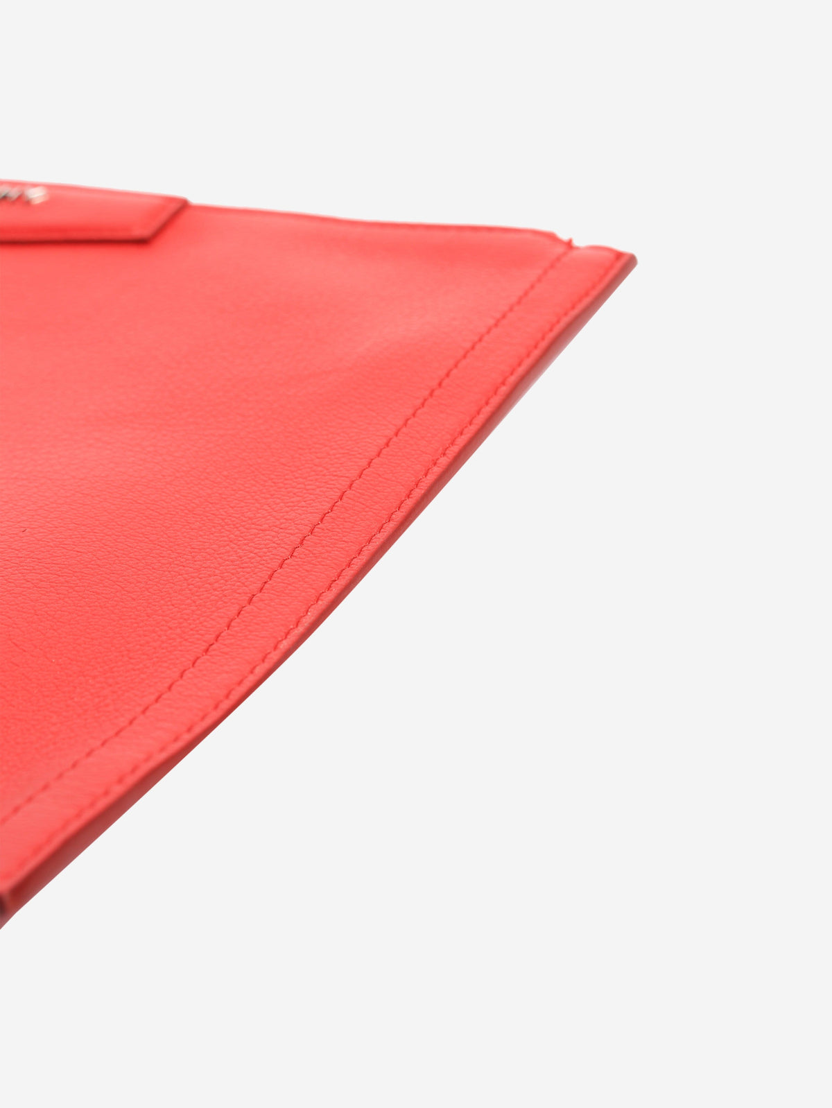 Red Antigona grained leather clutch Clutch bags Givenchy 
