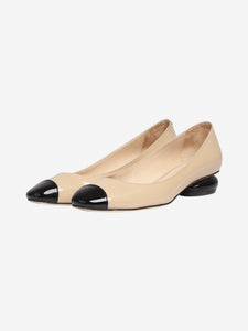 Bottega Veneta Beige patent leather low-heel pumps - size EU 37