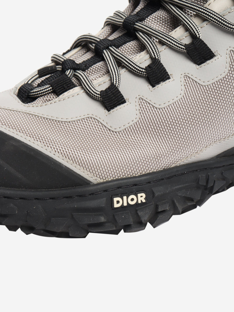 Grey hiking boots - size EU 42 (UK 9) Boots Dior 