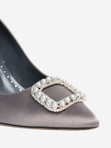 Manolo Blahnik Grey satin bejewelled pumps - size EU 38