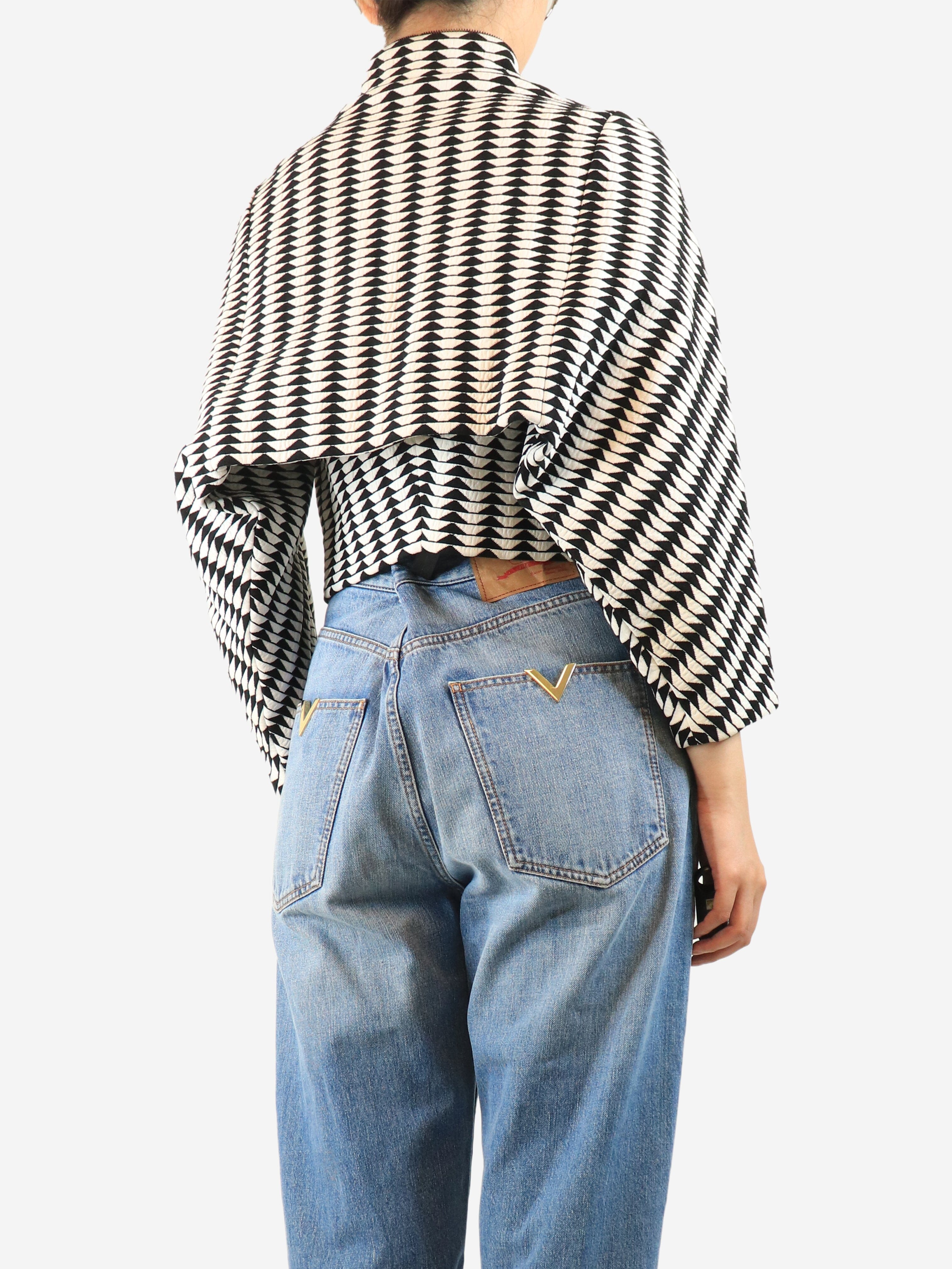 Black and white cropped monochrome jacket - size UK 16 Coats & Jackets Alaia 