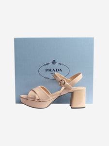 Prada Neutral patent leather platform heels - size EU 38.5