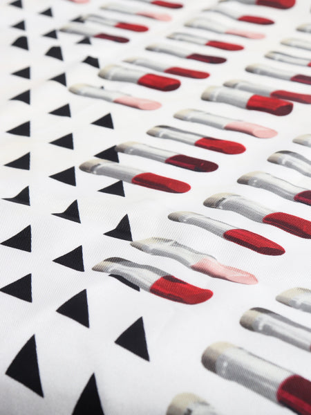 Multicolour lipstick-print silk twill scarf alternate image