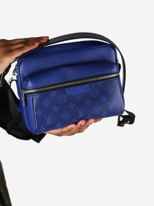 Louis Vuitton Cobalt blue Monogram Outdoor Messenger bag