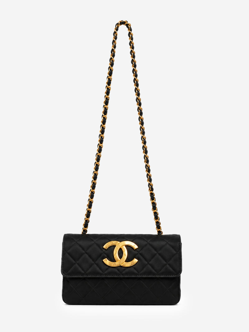 Black vintage 1986 satin quilted CC flap cross-body bag Shoulder bags Chanel 