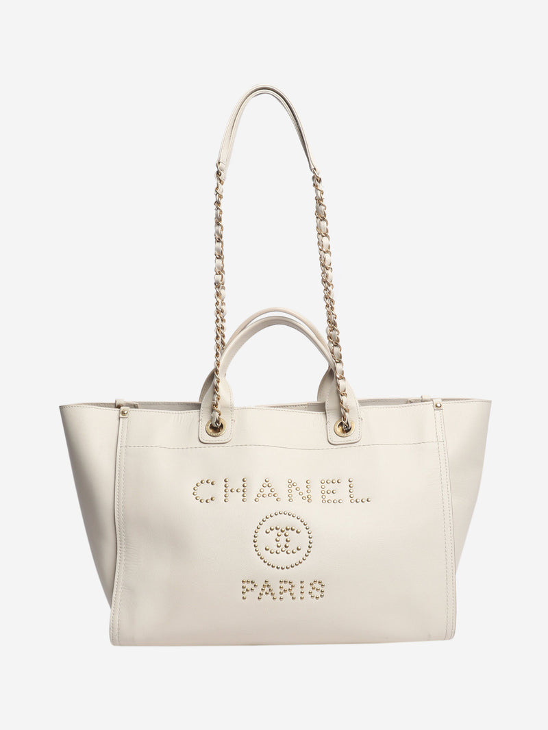 Cream 2018 studded leather Deauville tote Tote Bags Chanel 