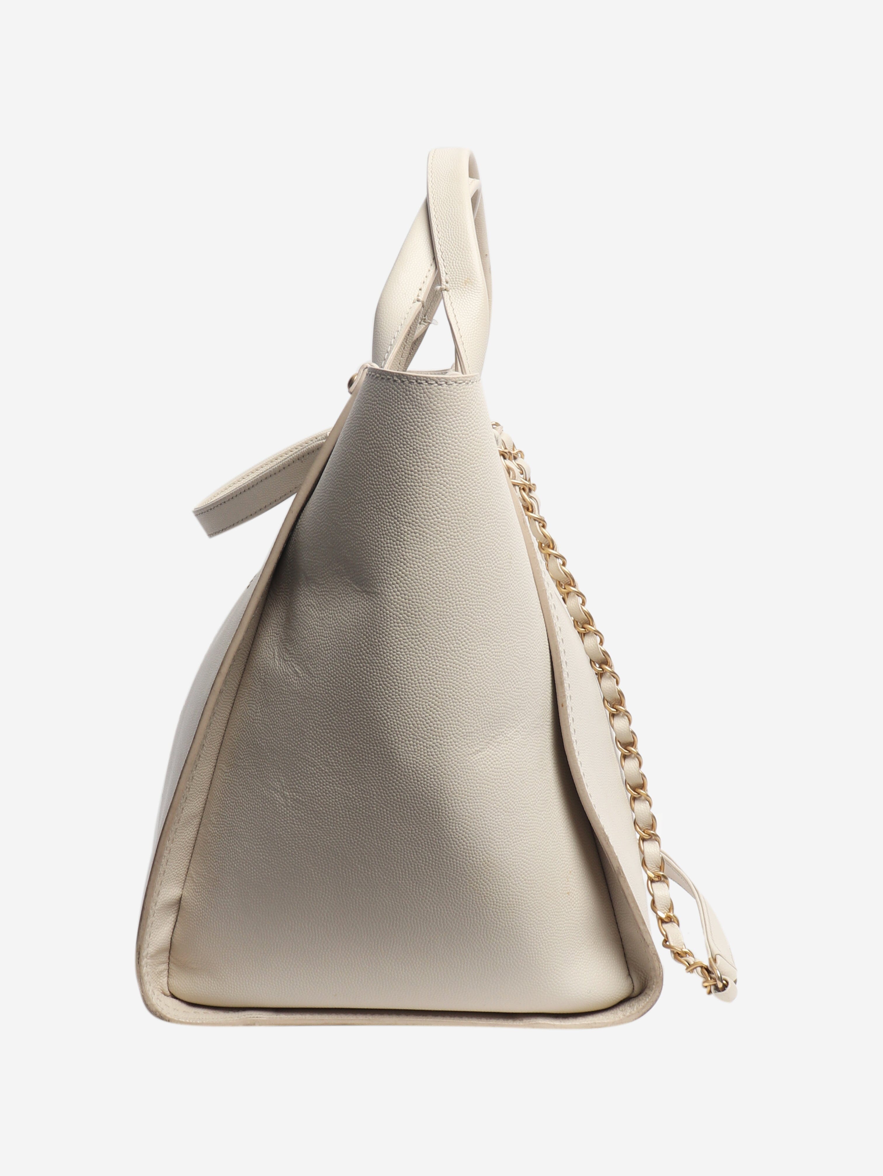 Cream 2018 studded leather Deauville tote Tote Bags Chanel 