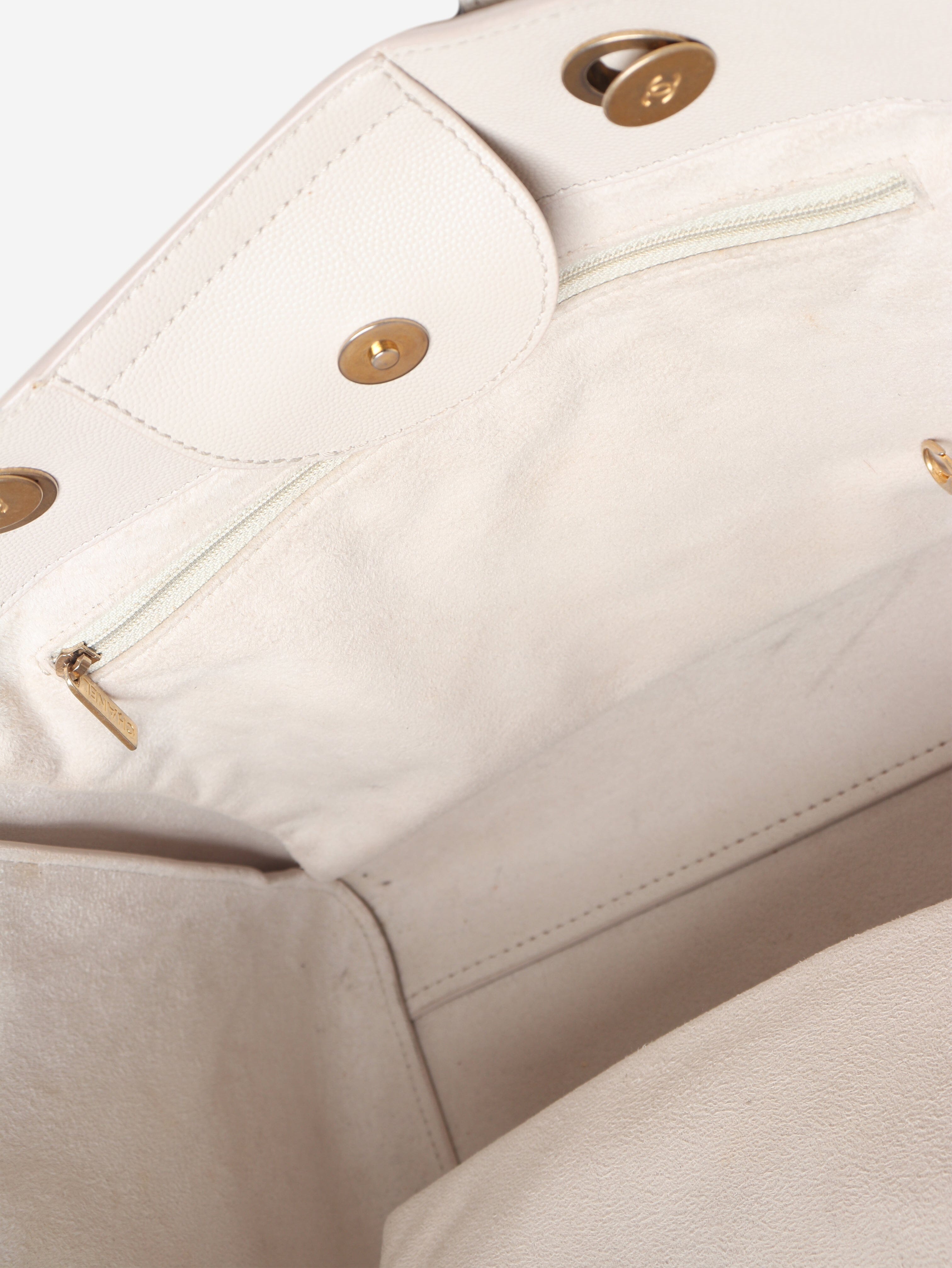 Cream 2018 studded leather Deauville tote Tote Bags Chanel 