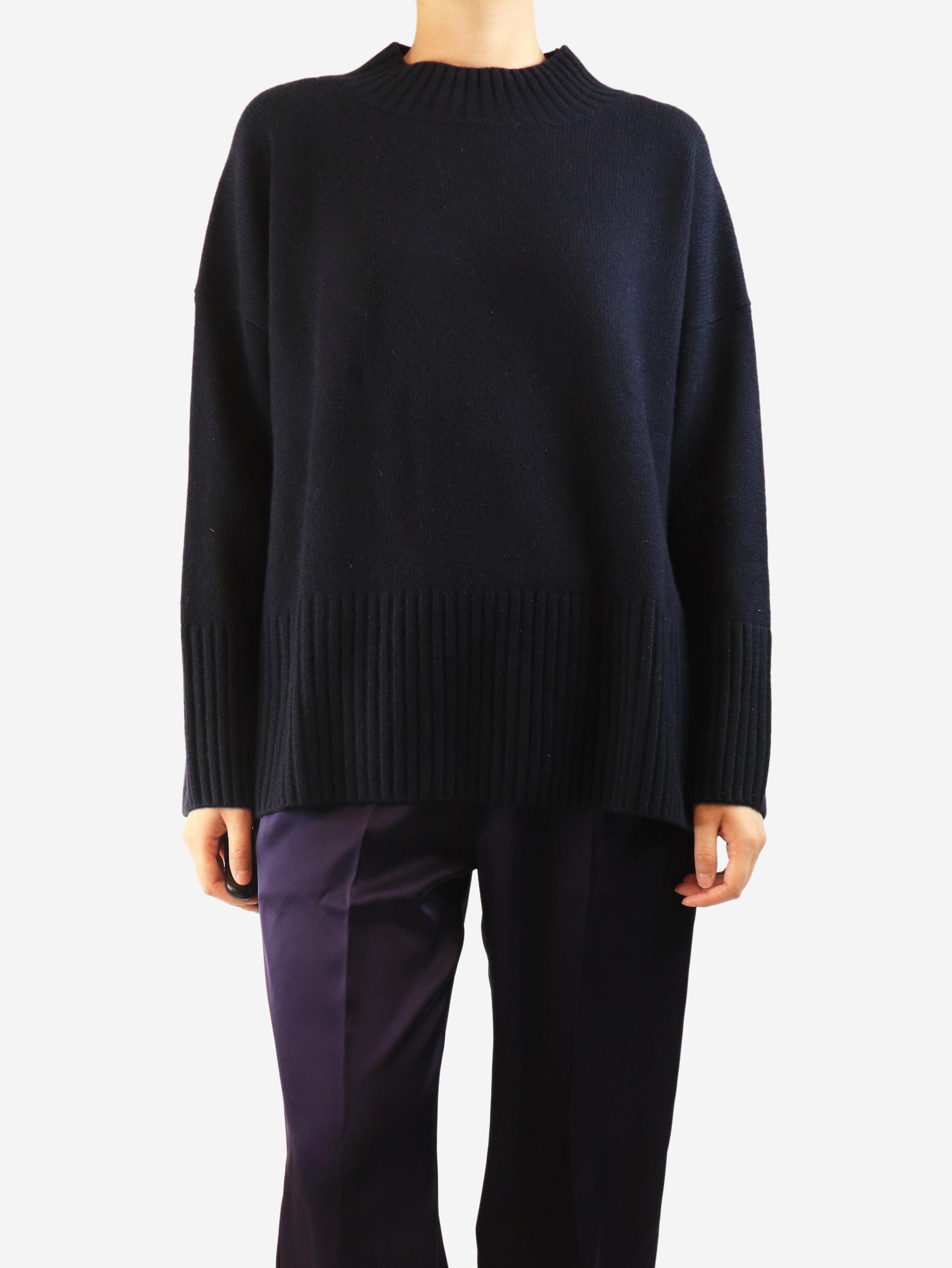 Navy cashmere jumper - size M Knitwear Chinti & Parker 