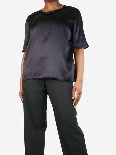 Black silk blouse - size L Tops Ahlvar Gallery 