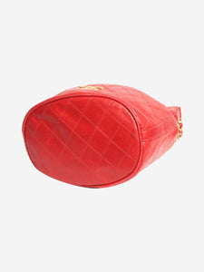 Chanel Red vintage 1986 lambskin quilted bucket bag