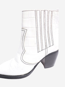 Ganni White croc embossed ankle boots - size EU 36 (UK 3)