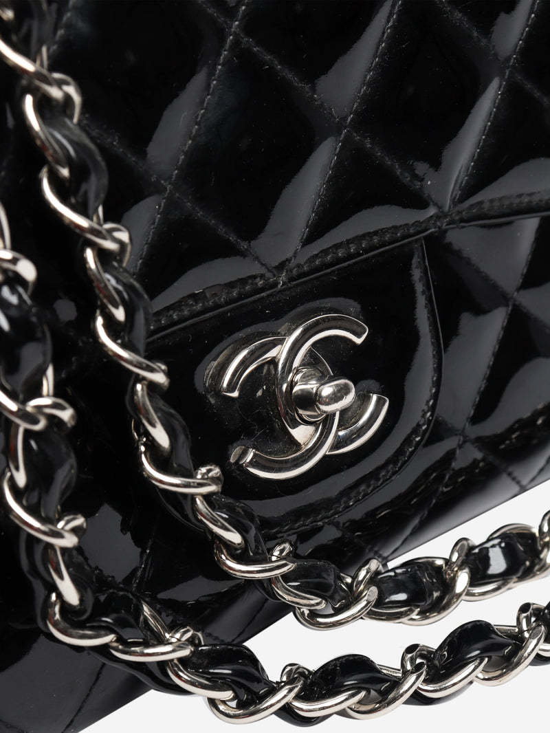 Black 2009 patent quilted jumbo Classic Single Flap bag Shoulder bags Chanel 