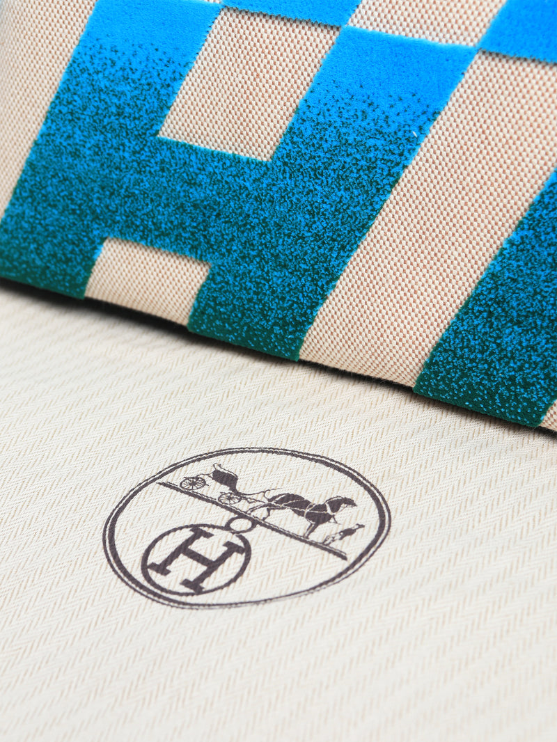 Neutral and teal 2021 Cabas H en Biais 40 tote bag