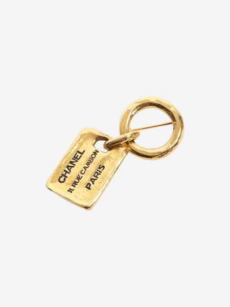 Gold 31 rue cambon brooch alternate image