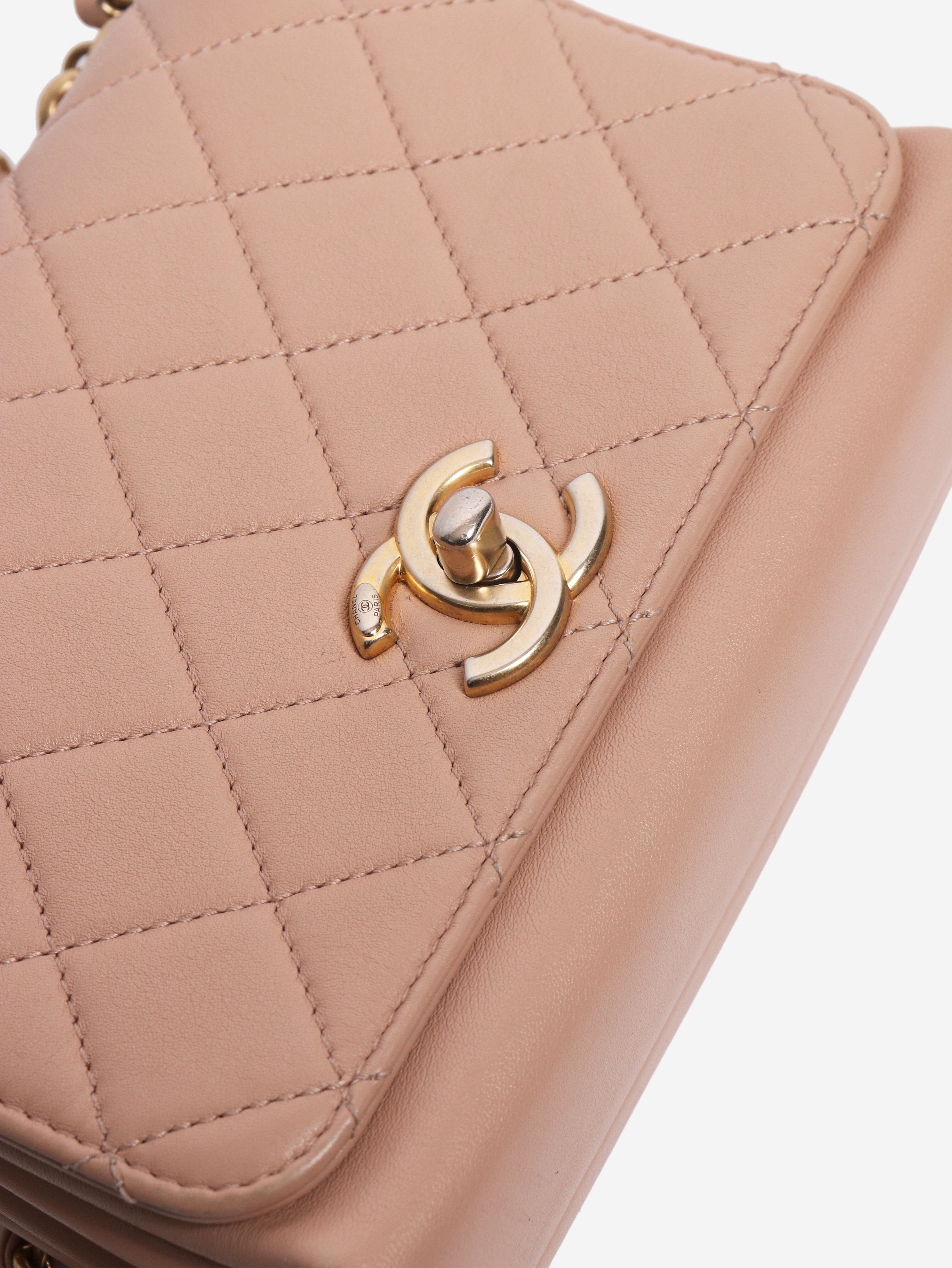 Dusty pink pearl chain mini flap bag Bags Chanel 