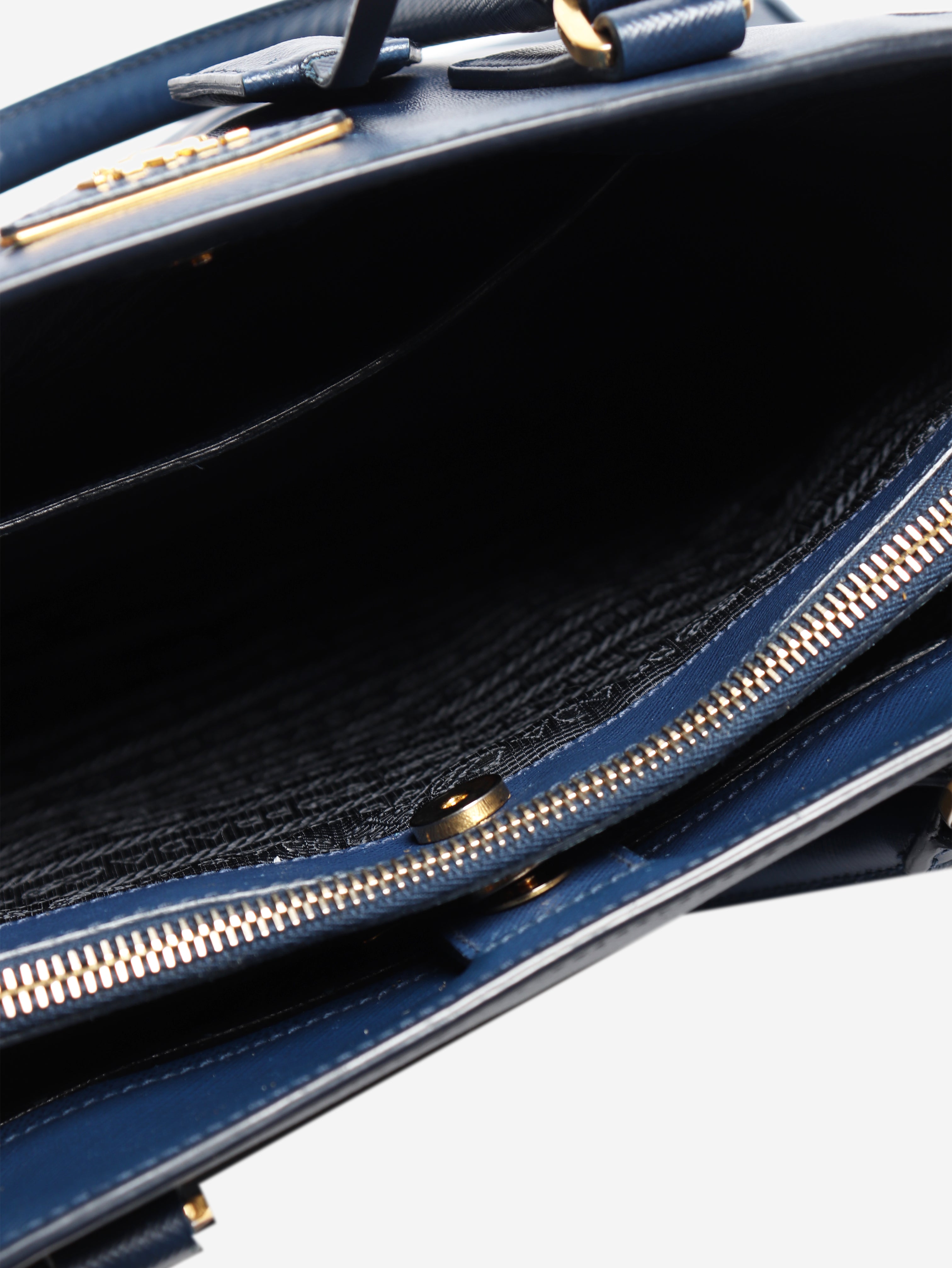 Blue Saffiano leather Galleria 2way bag
