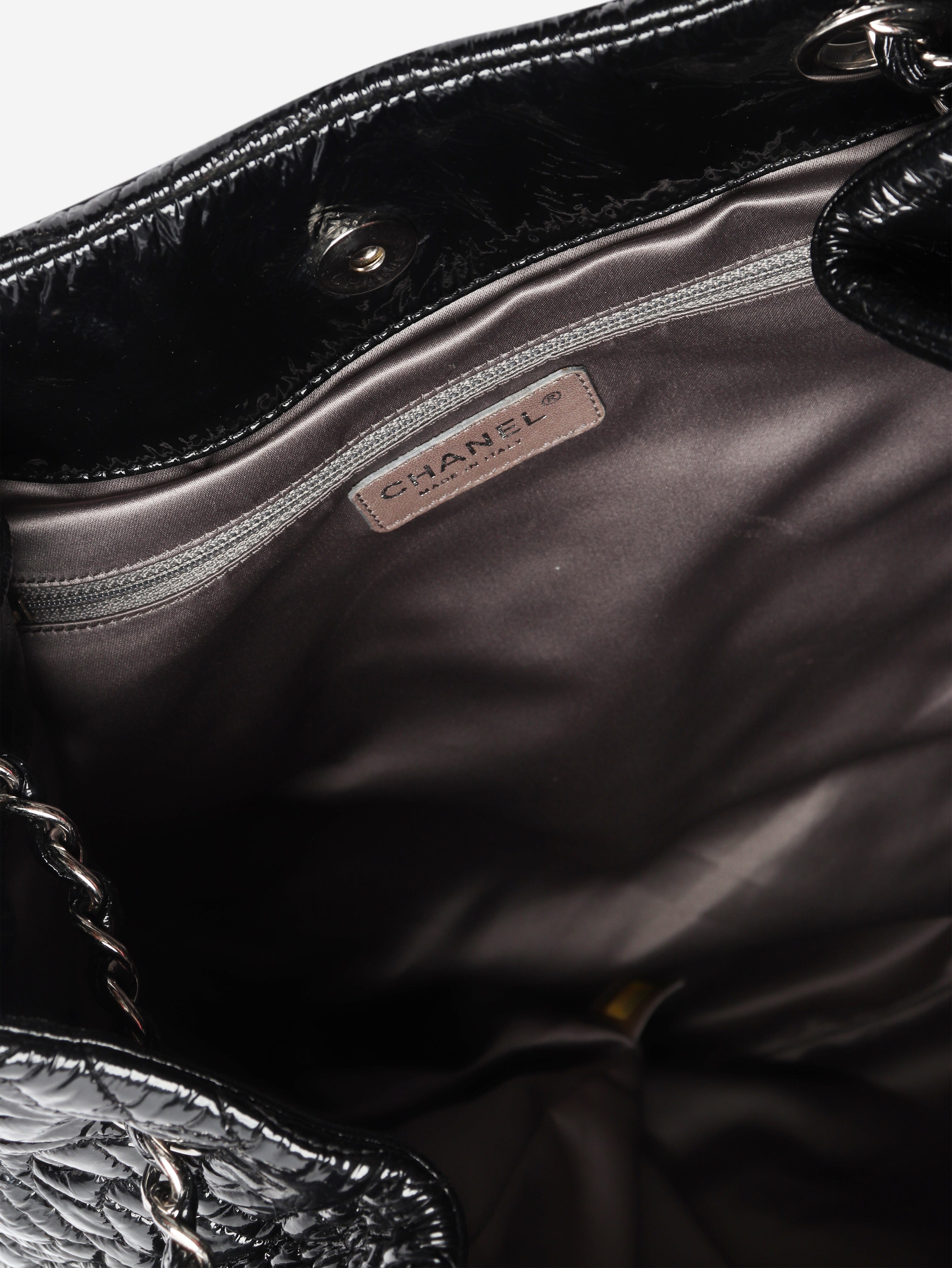 Black 2008 patent leather quilted tote bag Tote Bags Chanel 