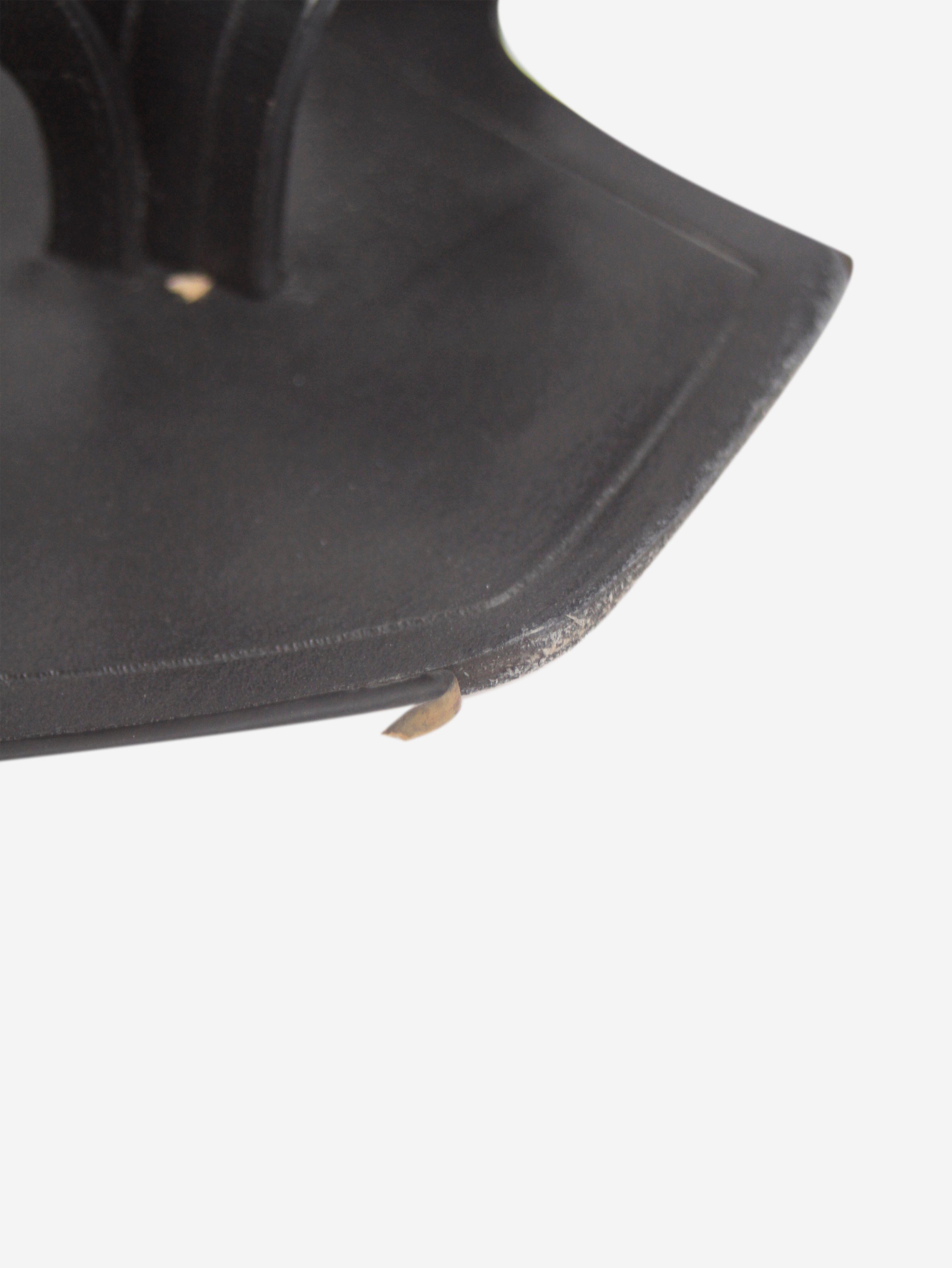 Black leather thong sandals - size EU 39 Flat Sandals Saint Laurent 