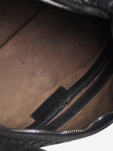 Bottega Veneta Black Interacciat shoulder bags