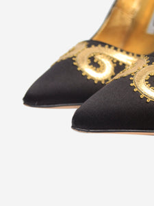 Manolo Blahnik Black and gold satin embroidered pumps - size EU 38