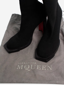 Alexander McQueen Alexander McQueen Black knit ankle boots - size EU 38 (UK 5)