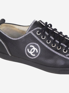 Chanel Black leather contrast-stitched trainers - size EU 38