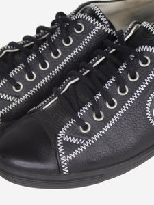 Chanel Black leather contrast-stitched trainers - size EU 38