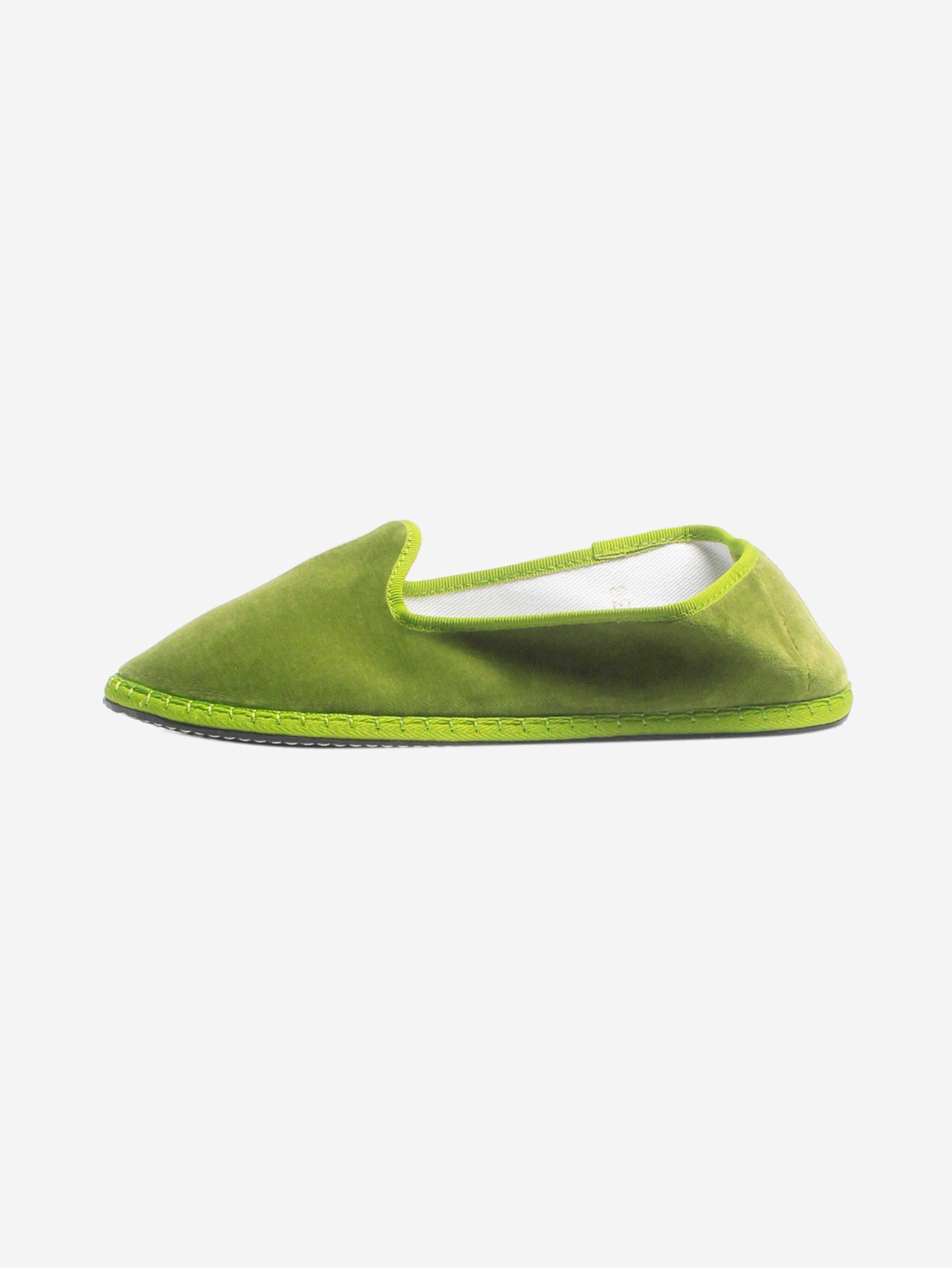 Green velvet slippers - size EU 38 Flat Shoes The Closet 