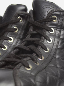 Chanel Black diamond-quilted high-top trainers - size EU 39