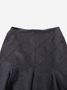 Chanel Black diamond-stitched knee-length skirt - size UK 12