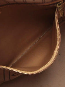 Louis Vuitton Brown 2009 Monogram Neverfull MM tote bag