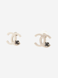 Chanel Silver CC stud earrings