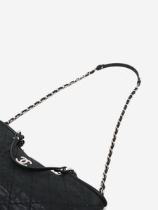 Chanel Black 2012 Ultra Stitch leather chain tote bag