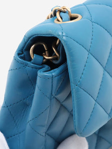Chanel Blue 2019 mini lambskin Single Flap shoulder bag