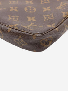 Louis Vuitton Brown vintage 2002 Monogram Pochette Accessoires bag