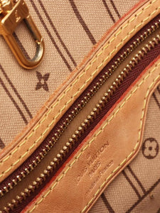 Louis Vuitton Brown 2008 Monogram Neverfull MM tote bag
