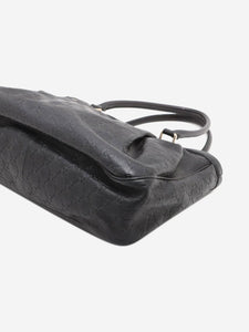 Gucci Black Guccissima leather top handle bag